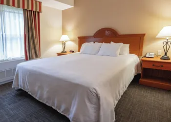 Akwesasne Mohawk Casino Resort and Players Inn hotel thumbnail 4