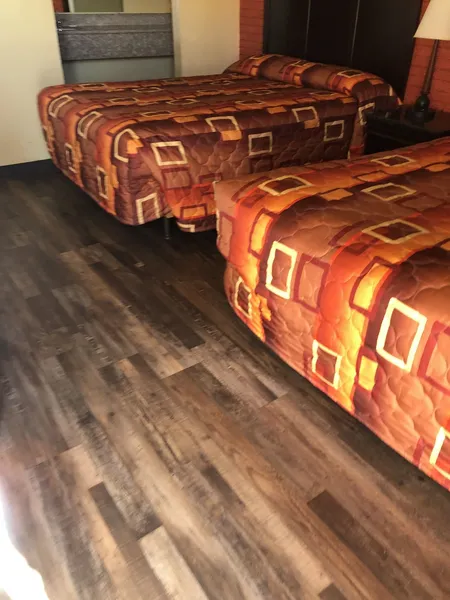 Economy Inn hotel detail image 6