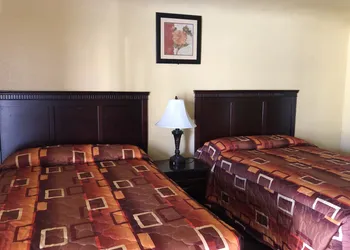 Economy Inn hotel thumbnail 7