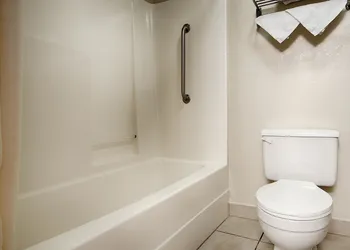 Best Western Paris Inn hotel thumbnail 8