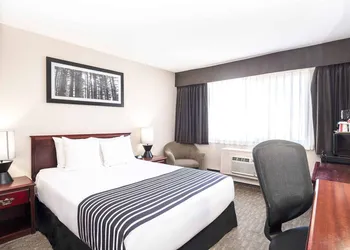 Sandman Inn Smithers hotel thumbnail 5