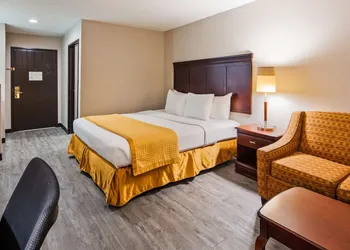 SureStay Hotel by Best Western Orange hotel thumbnail 7