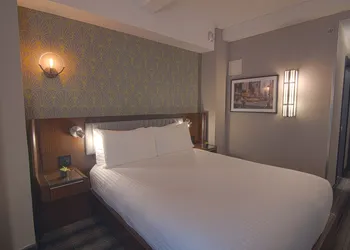 Hotel Edison Times Square hotel thumbnail 7