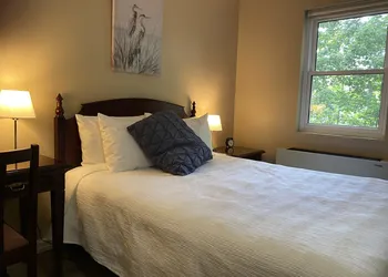 Westover Inn hotel thumbnail 6