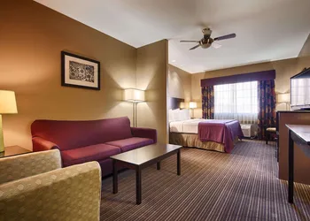 Best Western Giddings Inn & Suites hotel thumbnail 4