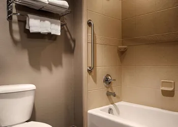 Best Western Giddings Inn & Suites hotel thumbnail 7