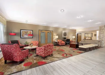 Best Western Plus Eagleridge Inn & Suites hotel thumbnail 2