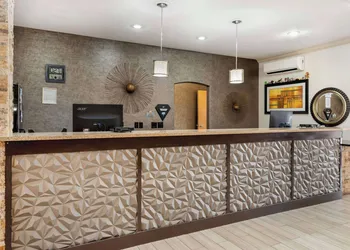 Best Western Plus Eagleridge Inn & Suites hotel thumbnail 7