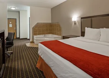 Best Western Plus Eagleridge Inn & Suites hotel thumbnail 8