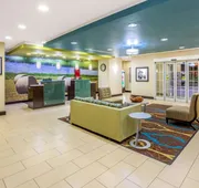 La Quinta Inn & Suites by Wyndham Floresville hotel detail image 5