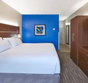 Holiday Inn Express & Suites Manchester by IHG hotel detail image 5