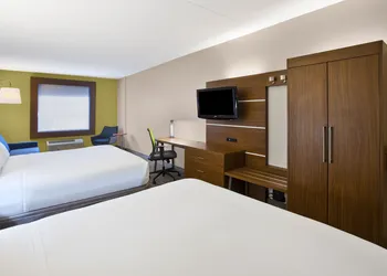 Holiday Inn Express & Suites Manchester by IHG hotel thumbnail 6