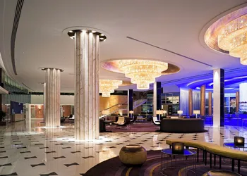 Fontainebleau Miami Beach hotel thumbnail 4