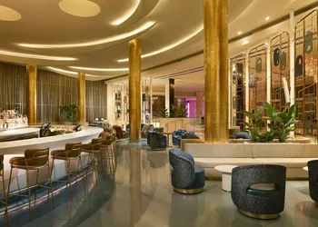 Fontainebleau Miami Beach hotel thumbnail 5