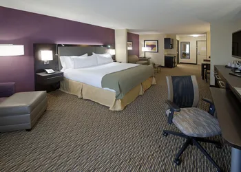 Holiday Inn Express Hotel & Suites Clearfield by IHG hotel thumbnail 3
