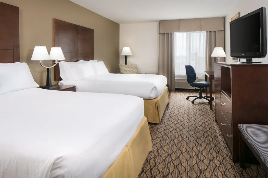 Holiday Inn Express Hotel & Suites Clinton by IHG hotel detail image 6