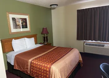 Heartland Hotel and Suites hotel thumbnail 5
