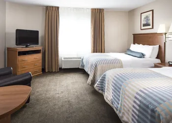 Candlewood Suites La Crosse N by IHG hotel thumbnail 4