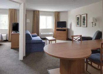 Candlewood Suites La Crosse N by IHG hotel thumbnail 5