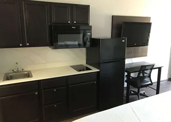 Suburban Studios North Charleston I-526 hotel thumbnail 4