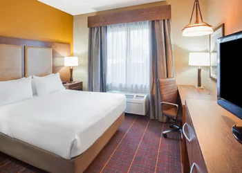 Holiday Inn Express Hotel & Suites Brainerd-Baxter by IHG hotel thumbnail 7