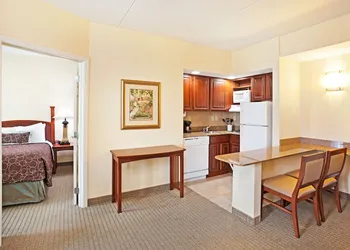 Staybridge Suites Oak Ridge by IHG hotel thumbnail 3
