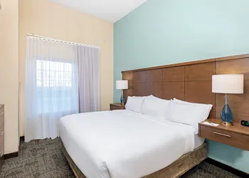 Staybridge Suites Oak Ridge by IHG hotel thumbnail 8