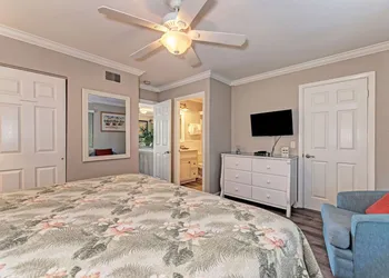 Tradewinds Beach Resort hotel thumbnail 7