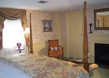 Colby Hill Inn hotel thumbnail 6