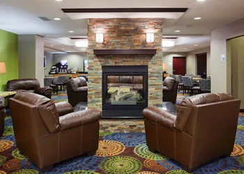 Holiday Inn Express & Suites Rochester – Mayo Clinic Area by IHG hotel thumbnail 2
