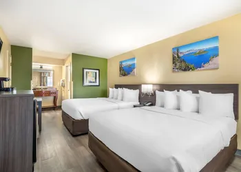 Quality Inn Klamath Falls - Crater Lake Gateway hotel thumbnail 6