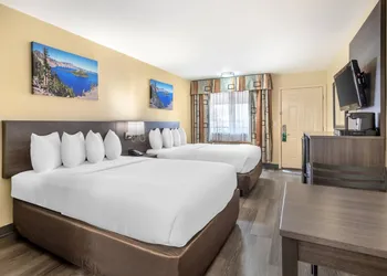 Quality Inn Klamath Falls - Crater Lake Gateway hotel thumbnail 8