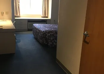 Microtel Inn by Wyndham Champaign hotel thumbnail 8