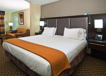 Holiday Inn Express & Suites Jackson / Pearl Intl Airport by IHG hotel thumbnail 6