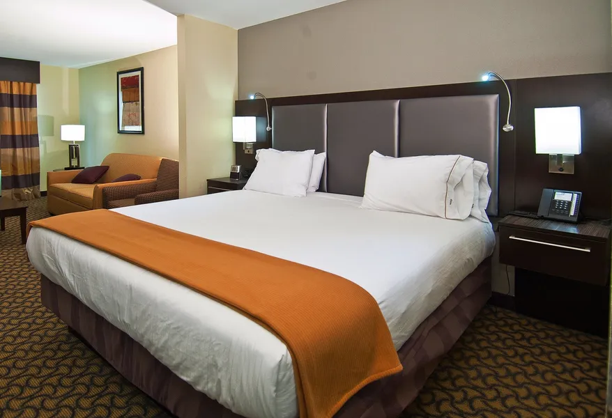 Holiday Inn Express & Suites Jackson / Pearl Intl Airport by IHG hotel detail image 6