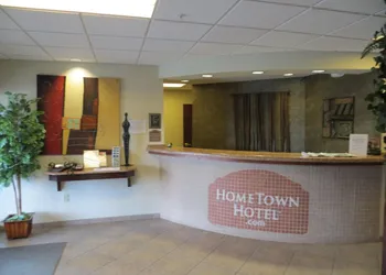 HomeTown Hotel Bryant hotel thumbnail 3