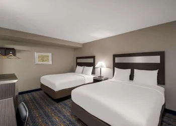 Americas Best Value Inn Farmington hotel thumbnail 4