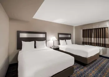 Americas Best Value Inn Farmington hotel thumbnail 5