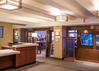 Holiday Inn Express and Suites Tremblant by IHG hotel thumbnail 2