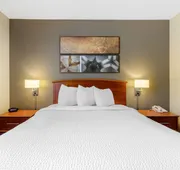 Suburban Studios Birmingham Homewood I-65 hotel detail image 5