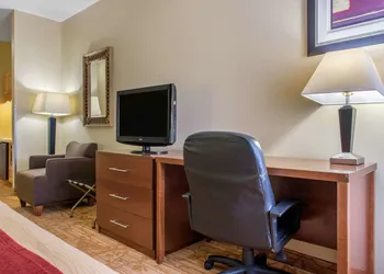 Quality Inn Jacksonville near I-72 hotel thumbnail 5