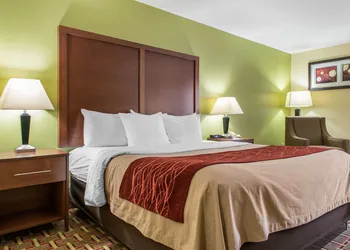 Quality Inn Jacksonville near I-72 hotel thumbnail 6