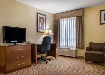 Quality Inn Jacksonville near I-72 hotel thumbnail 7