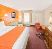 Howard Johnson by Wyndham Dothan hotel detail image 5
