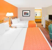 Howard Johnson by Wyndham Dothan hotel detail image 7