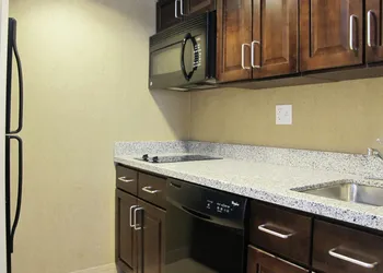 Homewood Suites by Hilton Coralville - Iowa River Landing hotel thumbnail 8