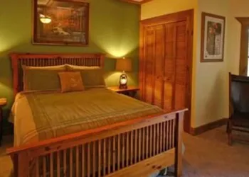 Wildberry Lodge hotel thumbnail 7