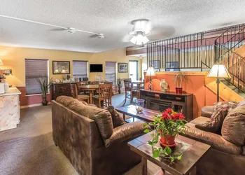 Rodeway Inn Rifle hotel thumbnail 5