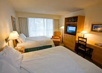 The Inn hotel thumbnail 7