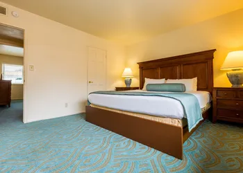 Channel Island Shores hotel thumbnail 7